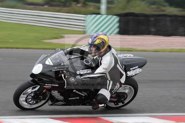 Motorcycle action photographs;event digital images;eventdigitalimages;no limits trackday;oulton park;oulton park circuit cheshire;oulton park photographs;peter wileman photography;trackday;trackday digital images;trackday photos