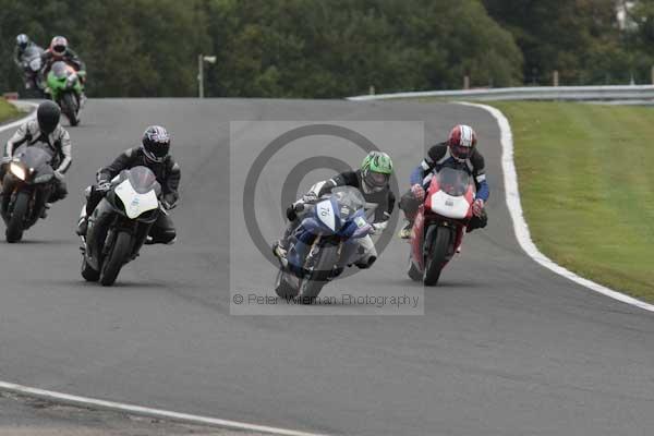 Motorcycle action photographs;event digital images;eventdigitalimages;no limits trackday;oulton park;oulton park circuit cheshire;oulton park photographs;peter wileman photography;trackday;trackday digital images;trackday photos