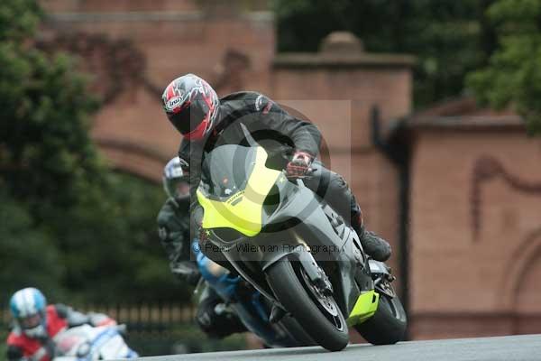 Motorcycle action photographs;event digital images;eventdigitalimages;no limits trackday;oulton park;oulton park circuit cheshire;oulton park photographs;peter wileman photography;trackday;trackday digital images;trackday photos