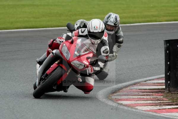 Motorcycle action photographs;event digital images;eventdigitalimages;no limits trackday;oulton park;oulton park circuit cheshire;oulton park photographs;peter wileman photography;trackday;trackday digital images;trackday photos