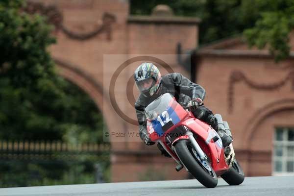 Motorcycle action photographs;event digital images;eventdigitalimages;no limits trackday;oulton park;oulton park circuit cheshire;oulton park photographs;peter wileman photography;trackday;trackday digital images;trackday photos