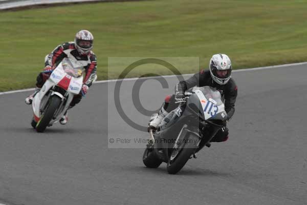 Motorcycle action photographs;event digital images;eventdigitalimages;no limits trackday;oulton park;oulton park circuit cheshire;oulton park photographs;peter wileman photography;trackday;trackday digital images;trackday photos