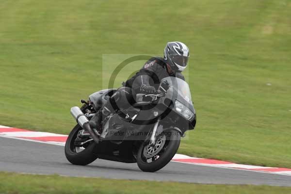 Motorcycle action photographs;event digital images;eventdigitalimages;no limits trackday;oulton park;oulton park circuit cheshire;oulton park photographs;peter wileman photography;trackday;trackday digital images;trackday photos