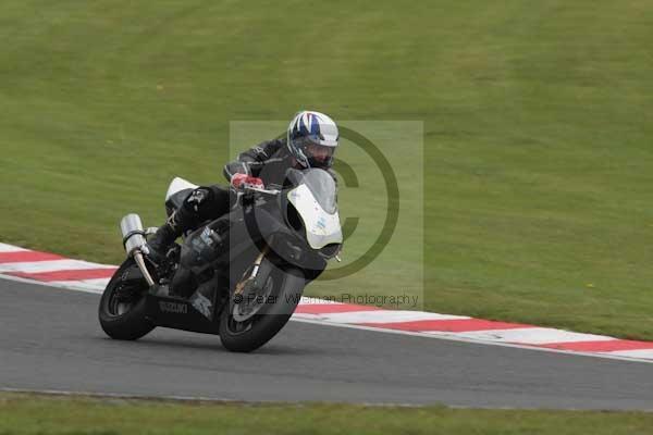 Motorcycle action photographs;event digital images;eventdigitalimages;no limits trackday;oulton park;oulton park circuit cheshire;oulton park photographs;peter wileman photography;trackday;trackday digital images;trackday photos