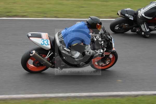 Motorcycle action photographs;event digital images;eventdigitalimages;no limits trackday;oulton park;oulton park circuit cheshire;oulton park photographs;peter wileman photography;trackday;trackday digital images;trackday photos