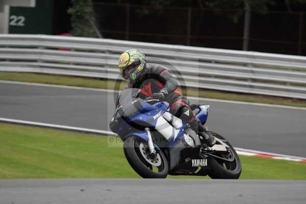 Motorcycle action photographs;event digital images;eventdigitalimages;no limits trackday;oulton park;oulton park circuit cheshire;oulton park photographs;peter wileman photography;trackday;trackday digital images;trackday photos