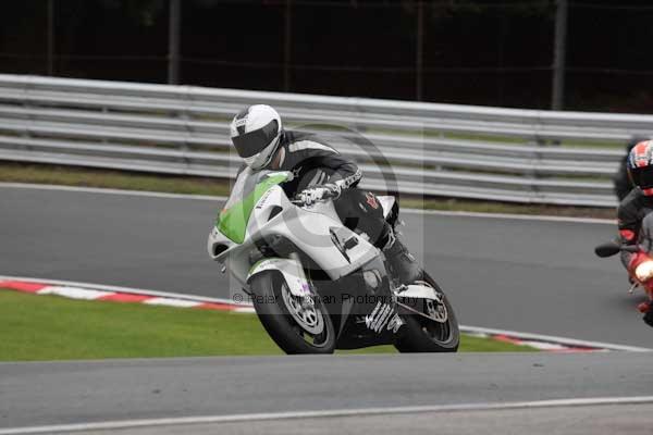 Motorcycle action photographs;event digital images;eventdigitalimages;no limits trackday;oulton park;oulton park circuit cheshire;oulton park photographs;peter wileman photography;trackday;trackday digital images;trackday photos