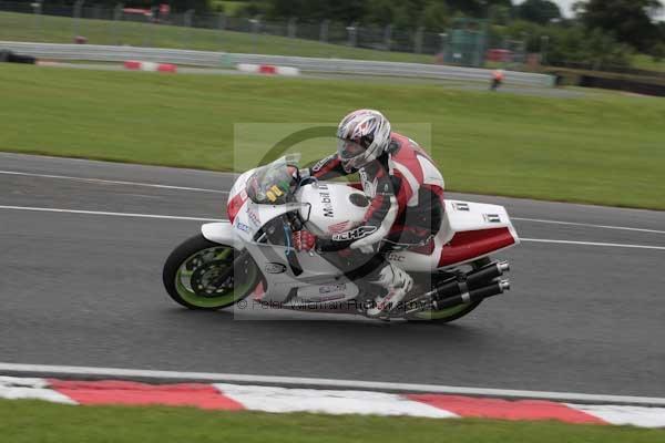 Motorcycle action photographs;event digital images;eventdigitalimages;no limits trackday;oulton park;oulton park circuit cheshire;oulton park photographs;peter wileman photography;trackday;trackday digital images;trackday photos