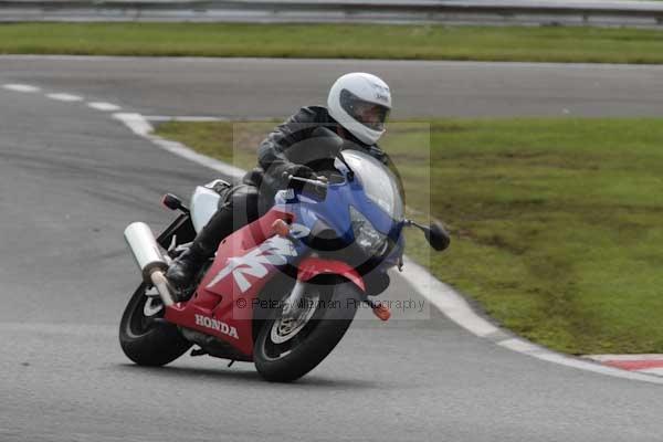 Motorcycle action photographs;event digital images;eventdigitalimages;no limits trackday;oulton park;oulton park circuit cheshire;oulton park photographs;peter wileman photography;trackday;trackday digital images;trackday photos