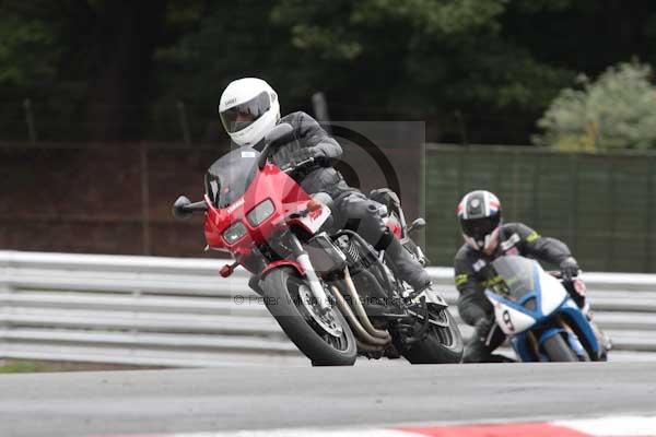 Motorcycle action photographs;event digital images;eventdigitalimages;no limits trackday;oulton park;oulton park circuit cheshire;oulton park photographs;peter wileman photography;trackday;trackday digital images;trackday photos