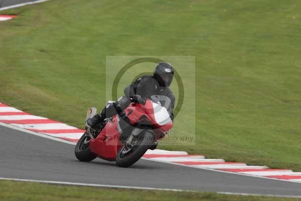 Motorcycle action photographs;event digital images;eventdigitalimages;no limits trackday;oulton park;oulton park circuit cheshire;oulton park photographs;peter wileman photography;trackday;trackday digital images;trackday photos