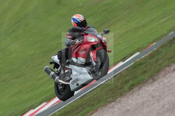 Motorcycle action photographs;event digital images;eventdigitalimages;no limits trackday;oulton park;oulton park circuit cheshire;oulton park photographs;peter wileman photography;trackday;trackday digital images;trackday photos