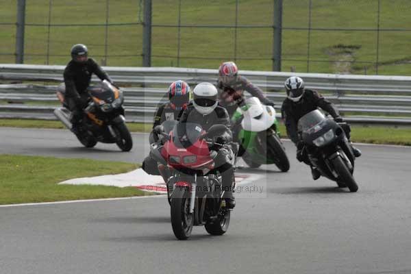 Motorcycle action photographs;event digital images;eventdigitalimages;no limits trackday;oulton park;oulton park circuit cheshire;oulton park photographs;peter wileman photography;trackday;trackday digital images;trackday photos