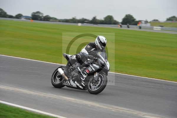 Motorcycle action photographs;Ty croes;anglesey;anglesey photographs;event digital images;eventdigitalimages;no limits trackday;peter wileman photography;trac mon;trackday;trackday digital images;trackday photos