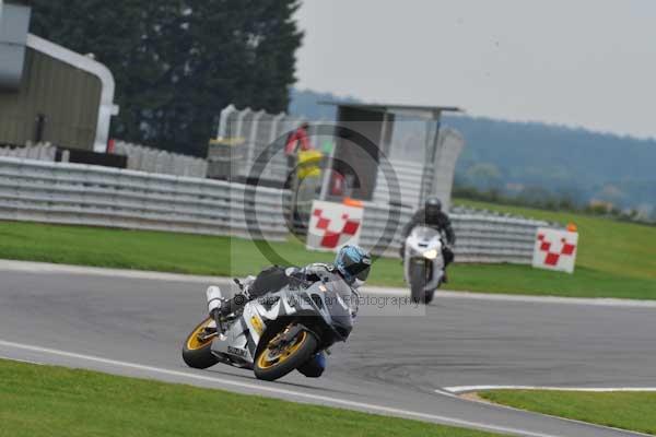 Motorcycle action photographs;Ty croes;anglesey;anglesey photographs;event digital images;eventdigitalimages;no limits trackday;peter wileman photography;trac mon;trackday;trackday digital images;trackday photos