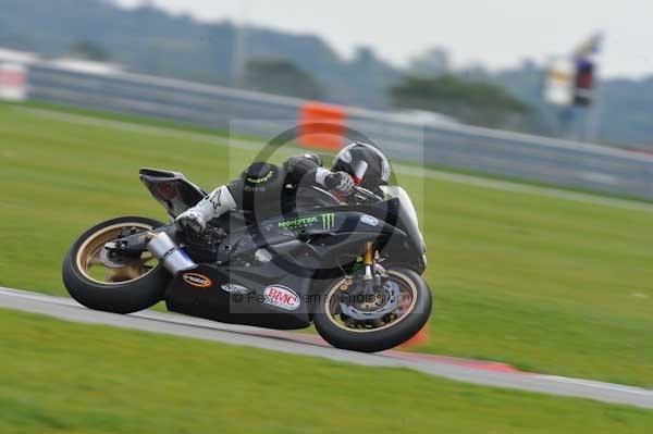 Motorcycle action photographs;Ty croes;anglesey;anglesey photographs;event digital images;eventdigitalimages;no limits trackday;peter wileman photography;trac mon;trackday;trackday digital images;trackday photos