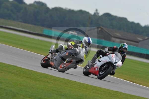 Motorcycle action photographs;Ty croes;anglesey;anglesey photographs;event digital images;eventdigitalimages;no limits trackday;peter wileman photography;trac mon;trackday;trackday digital images;trackday photos