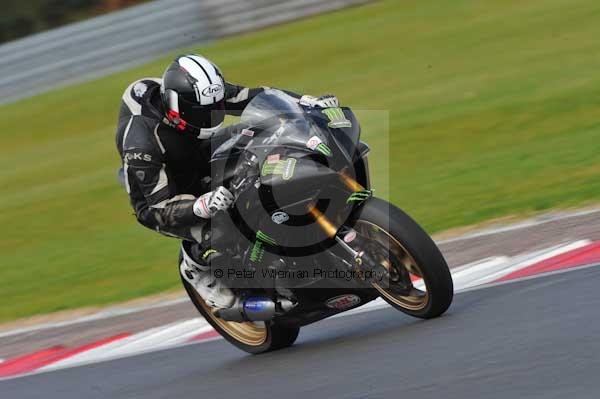 Motorcycle action photographs;Ty croes;anglesey;anglesey photographs;event digital images;eventdigitalimages;no limits trackday;peter wileman photography;trac mon;trackday;trackday digital images;trackday photos