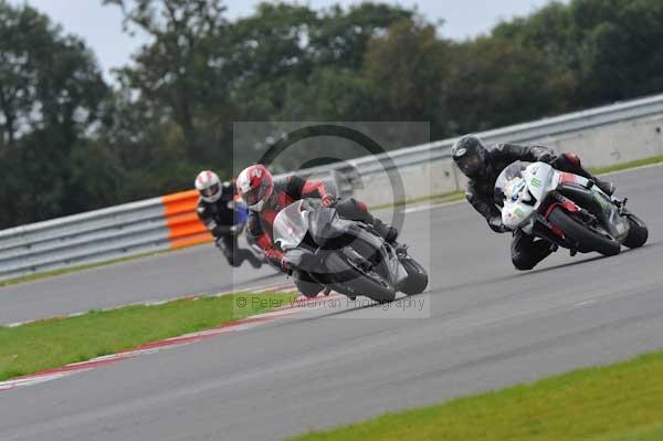 Motorcycle action photographs;Ty croes;anglesey;anglesey photographs;event digital images;eventdigitalimages;no limits trackday;peter wileman photography;trac mon;trackday;trackday digital images;trackday photos
