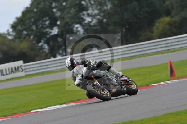 Motorcycle action photographs;Ty croes;anglesey;anglesey photographs;event digital images;eventdigitalimages;no limits trackday;peter wileman photography;trac mon;trackday;trackday digital images;trackday photos