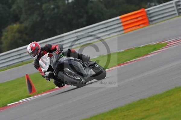 Motorcycle action photographs;Ty croes;anglesey;anglesey photographs;event digital images;eventdigitalimages;no limits trackday;peter wileman photography;trac mon;trackday;trackday digital images;trackday photos