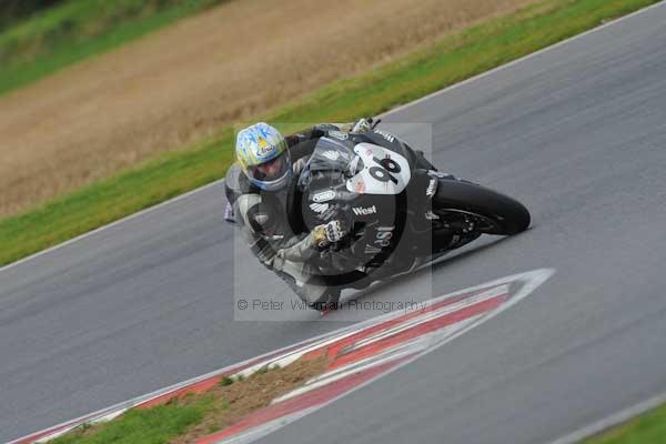 Motorcycle action photographs;Ty croes;anglesey;anglesey photographs;event digital images;eventdigitalimages;no limits trackday;peter wileman photography;trac mon;trackday;trackday digital images;trackday photos