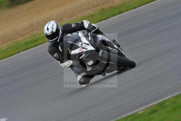 Motorcycle action photographs;Ty croes;anglesey;anglesey photographs;event digital images;eventdigitalimages;no limits trackday;peter wileman photography;trac mon;trackday;trackday digital images;trackday photos