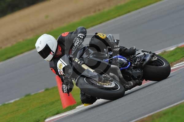 Motorcycle action photographs;Ty croes;anglesey;anglesey photographs;event digital images;eventdigitalimages;no limits trackday;peter wileman photography;trac mon;trackday;trackday digital images;trackday photos