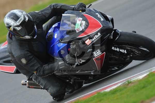 Motorcycle action photographs;Ty croes;anglesey;anglesey photographs;event digital images;eventdigitalimages;no limits trackday;peter wileman photography;trac mon;trackday;trackday digital images;trackday photos