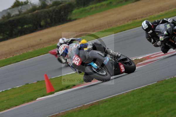 Motorcycle action photographs;Ty croes;anglesey;anglesey photographs;event digital images;eventdigitalimages;no limits trackday;peter wileman photography;trac mon;trackday;trackday digital images;trackday photos