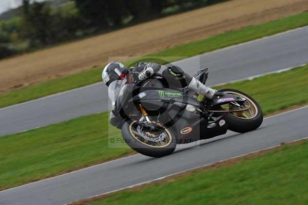 Motorcycle action photographs;Ty croes;anglesey;anglesey photographs;event digital images;eventdigitalimages;no limits trackday;peter wileman photography;trac mon;trackday;trackday digital images;trackday photos