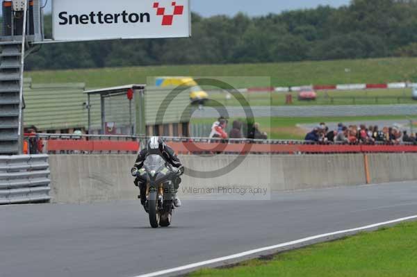 Motorcycle action photographs;Ty croes;anglesey;anglesey photographs;event digital images;eventdigitalimages;no limits trackday;peter wileman photography;trac mon;trackday;trackday digital images;trackday photos
