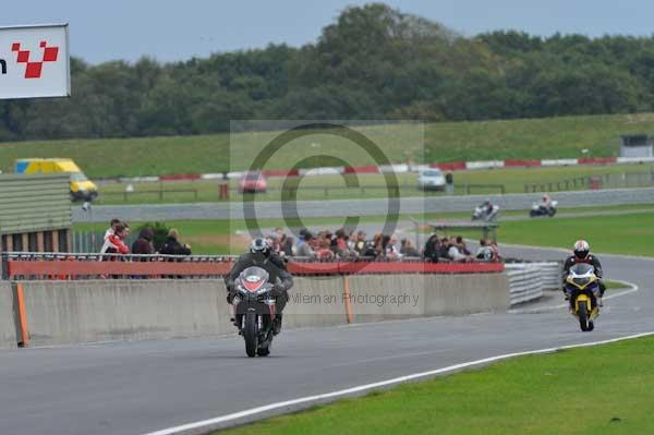 Motorcycle action photographs;Ty croes;anglesey;anglesey photographs;event digital images;eventdigitalimages;no limits trackday;peter wileman photography;trac mon;trackday;trackday digital images;trackday photos
