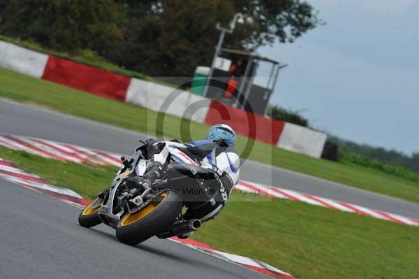 Motorcycle action photographs;Ty croes;anglesey;anglesey photographs;event digital images;eventdigitalimages;no limits trackday;peter wileman photography;trac mon;trackday;trackday digital images;trackday photos
