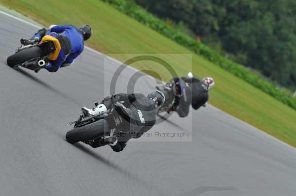 Motorcycle action photographs;Ty croes;anglesey;anglesey photographs;event digital images;eventdigitalimages;no limits trackday;peter wileman photography;trac mon;trackday;trackday digital images;trackday photos