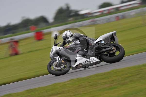 Motorcycle action photographs;Ty croes;anglesey;anglesey photographs;event digital images;eventdigitalimages;no limits trackday;peter wileman photography;trac mon;trackday;trackday digital images;trackday photos