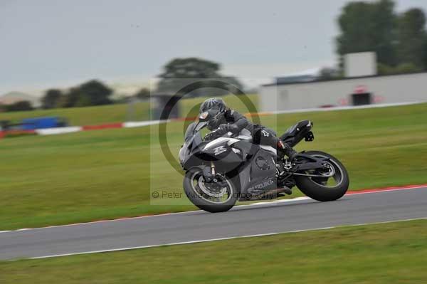 Motorcycle action photographs;Ty croes;anglesey;anglesey photographs;event digital images;eventdigitalimages;no limits trackday;peter wileman photography;trac mon;trackday;trackday digital images;trackday photos