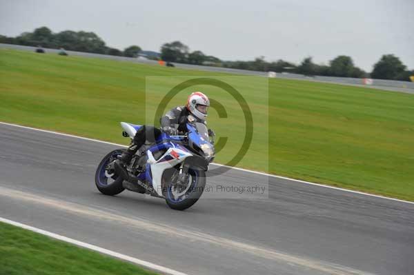 Motorcycle action photographs;Ty croes;anglesey;anglesey photographs;event digital images;eventdigitalimages;no limits trackday;peter wileman photography;trac mon;trackday;trackday digital images;trackday photos