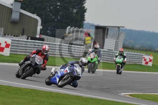 Motorcycle action photographs;Ty croes;anglesey;anglesey photographs;event digital images;eventdigitalimages;no limits trackday;peter wileman photography;trac mon;trackday;trackday digital images;trackday photos