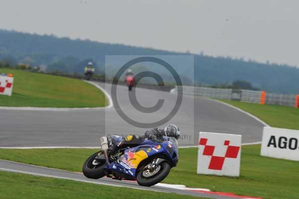 Motorcycle action photographs;Ty croes;anglesey;anglesey photographs;event digital images;eventdigitalimages;no limits trackday;peter wileman photography;trac mon;trackday;trackday digital images;trackday photos