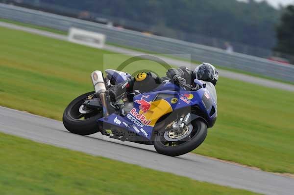 Motorcycle action photographs;Ty croes;anglesey;anglesey photographs;event digital images;eventdigitalimages;no limits trackday;peter wileman photography;trac mon;trackday;trackday digital images;trackday photos