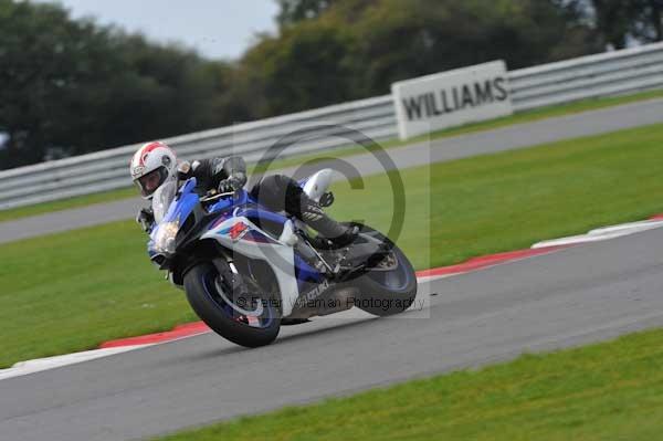 Motorcycle action photographs;Ty croes;anglesey;anglesey photographs;event digital images;eventdigitalimages;no limits trackday;peter wileman photography;trac mon;trackday;trackday digital images;trackday photos