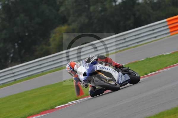 Motorcycle action photographs;Ty croes;anglesey;anglesey photographs;event digital images;eventdigitalimages;no limits trackday;peter wileman photography;trac mon;trackday;trackday digital images;trackday photos