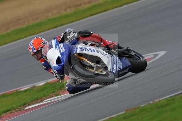 Motorcycle action photographs;Ty croes;anglesey;anglesey photographs;event digital images;eventdigitalimages;no limits trackday;peter wileman photography;trac mon;trackday;trackday digital images;trackday photos