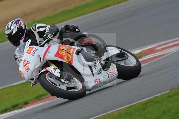 Motorcycle action photographs;Ty croes;anglesey;anglesey photographs;event digital images;eventdigitalimages;no limits trackday;peter wileman photography;trac mon;trackday;trackday digital images;trackday photos