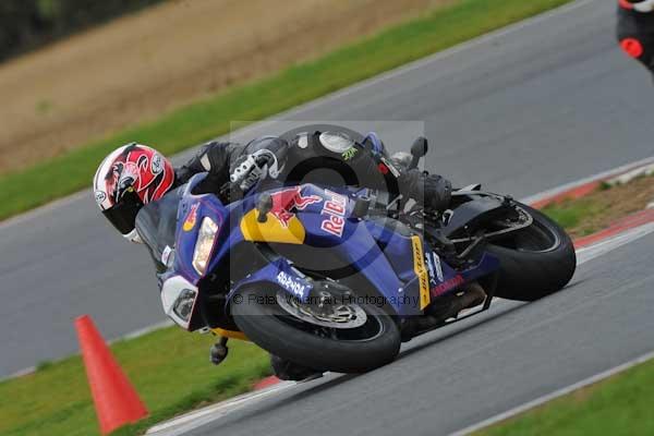 Motorcycle action photographs;Ty croes;anglesey;anglesey photographs;event digital images;eventdigitalimages;no limits trackday;peter wileman photography;trac mon;trackday;trackday digital images;trackday photos