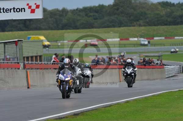 Motorcycle action photographs;Ty croes;anglesey;anglesey photographs;event digital images;eventdigitalimages;no limits trackday;peter wileman photography;trac mon;trackday;trackday digital images;trackday photos