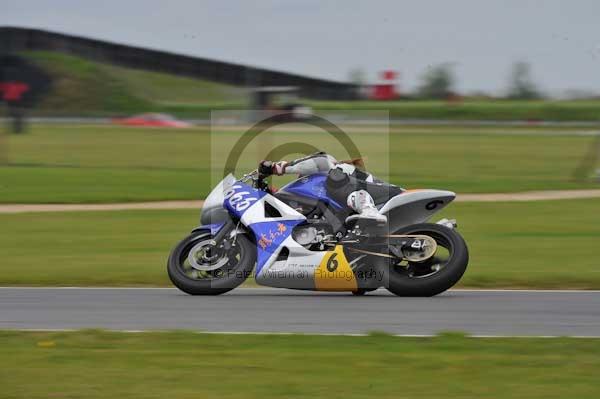 Motorcycle action photographs;Ty croes;anglesey;anglesey photographs;event digital images;eventdigitalimages;no limits trackday;peter wileman photography;trac mon;trackday;trackday digital images;trackday photos