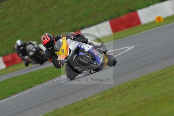 Motorcycle action photographs;Ty croes;anglesey;anglesey photographs;event digital images;eventdigitalimages;no limits trackday;peter wileman photography;trac mon;trackday;trackday digital images;trackday photos