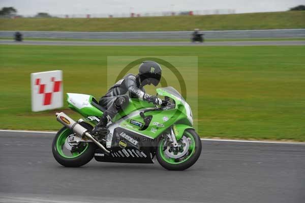 Motorcycle action photographs;Ty croes;anglesey;anglesey photographs;event digital images;eventdigitalimages;no limits trackday;peter wileman photography;trac mon;trackday;trackday digital images;trackday photos